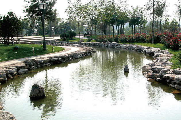 西嶺湖公園